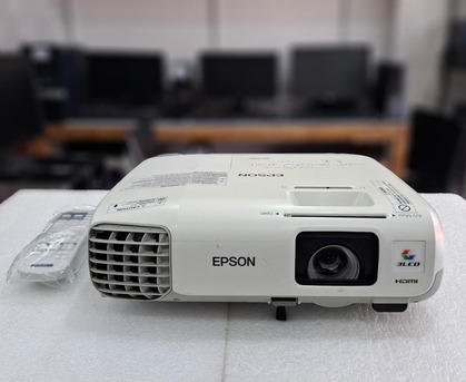 East Riffa, Computers, BHD 59,  Epson Projector With Remote (Lumens 3500) Screen Size 30" To 300" Good Working Condition