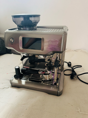 Al Rakah Al Shamaliyah, Appliances, SAR 4900,  Sage Espresso Machine With Grinder - FOR URGENT SALE