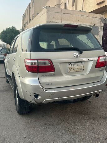 Riyadh, Vehicles, Cars & Trucks , SAR 30000,  Toyota Fortuner,  2011,  Automatic,  612 KM,   For Sale