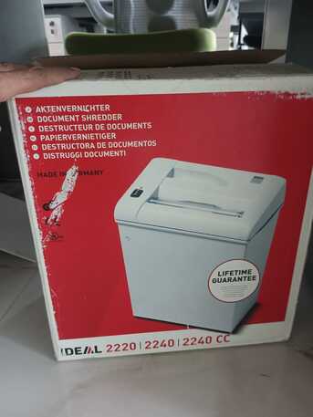 Riyadh, Machinery, SAR 1400,  IDEAL 2220, 2240 & 2240 CC Paper Shredders For Sale. Excellent Condition, Heavy-duty Germa