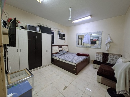 Riyadh, Appliances, SAR 2200,  Fully Furnished Family Flat