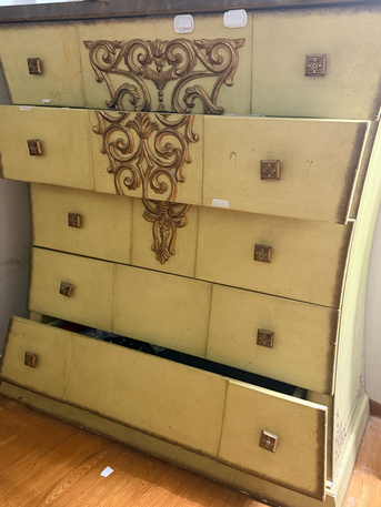 Riyadh, Furniture, SAR 1000,  Household Items For Sale