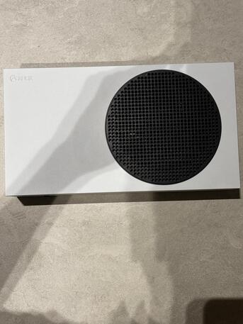 Al Shifa, Electronics, SAR 950,  XBOX SERIES S WITH ALL ACCESSORIES (Clean)