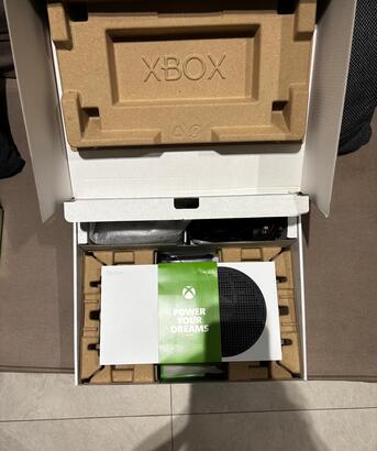 Al Shifa, Electronics, SAR 950,  XBOX SERIES S WITH ALL ACCESSORIES (Clean)