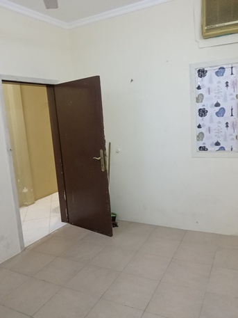 Manama, Apartments, Flats, Houses & Villas, BHD 50/month,  Furnished,  2 BR,  SEMI FURNISHED ROOM FOR RENT ONLY FOR SINGLE PERSON (RENT:BD-50+)