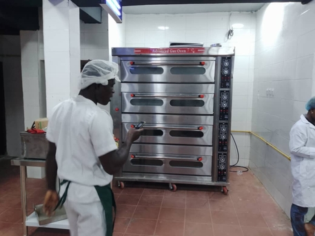 Riyadh, Job Seekers, Bread Baker