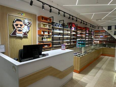 Janabiya, Businesses For Sale, Vape Shop For Sale In Janabiya Good Running Business