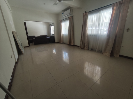 Adliya, Apartments, Flats, Houses & Villas, BHD 250/year,  2 BR,  Gorgeous Semi Urnished 2 Bhk 250 At Adliya