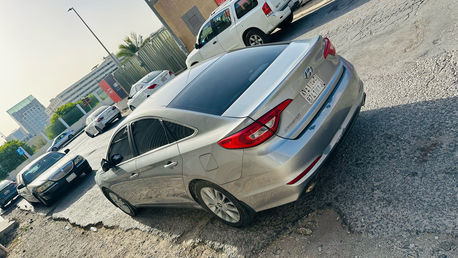 Khobar, Vehicles, Cars & Trucks , SAR 28000,  Hyundai Sonata,  2015,  Automatic,  332000 KM,  Sonata  Model Auto