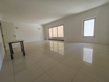 Adliya, Apartments, Flats, Houses & Villas, BHD 525/year,  Furnished,  3 BR,  Gorgeous Full Furnished 2 Bhk 525 At Adliya