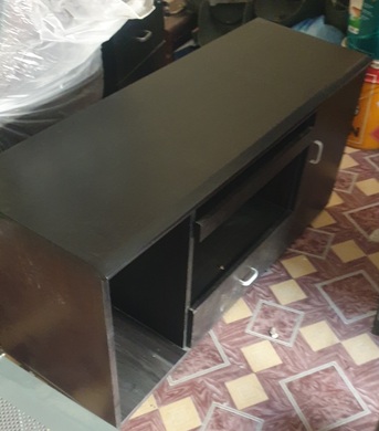 Yanbu, Furniture, SAR 600,  Office Table And Chair 2 Nos