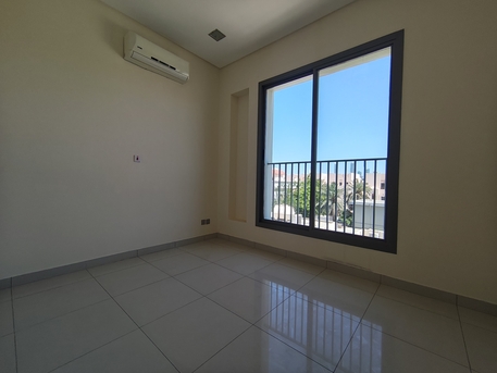 Adliya, Apartments, Flats, Houses & Villas, BHD 330/year,  Furnished,  2 BR,  Gorgeous Semi Furnished 2 Bhk 330 At Adliya
