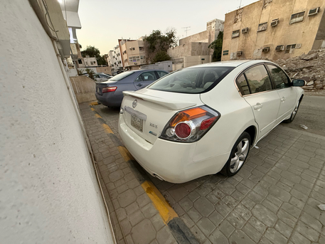 Jeddah, Vehicles, Cars & Trucks , SAR 11500,  Nissan Altima,  2010,  Manual,  326000 KM,