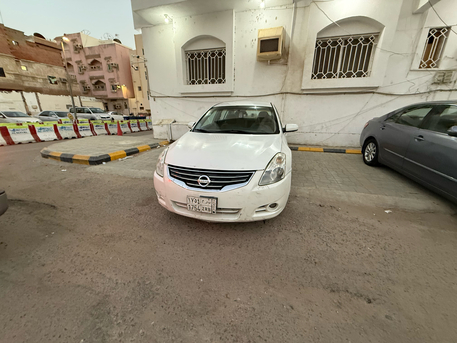 Jeddah, Vehicles, Cars & Trucks , SAR 11500,  Nissan Altima,  2010,  Manual,  326000 KM,