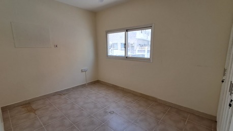 Hoora, Apartments, Flats, Houses & Villas, BHD 200/month,  3 BR,  Unfurnished Flat In Hoora For Family