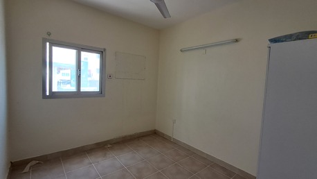 Hoora, Apartments, Flats, Houses & Villas, BHD 200/month,  3 BR,  Unfurnished Flat In Hoora For Family