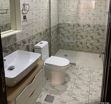 Jeddah, Apartments, Flats, Houses & Villas, SAR 75000/year,  1 BR,  120 Sq. Meter,  A Unit On The First Floor Consisting