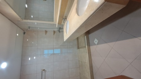 Zinj, Apartments, Flats, Houses & Villas, BHD 300/month,  2 BR,  Semi Furnished 2 Bed Room Flat In Zinj With Electricity