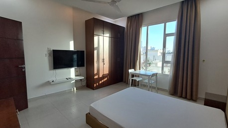 Mahooz, Apartments, Flats, Houses & Villas, Fully Furnished Studio Flat In Mahooz With EWA - 220 BD
