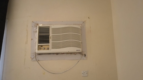 Riyadh, Air Conditioners, SAR 350,  Window Air Condition "Exchange  Offer"