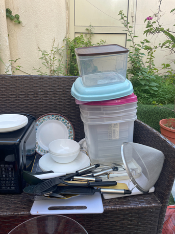 Jubail, Household Items, SAR 250,  COMPLETE KITCHEN CLEARANCE :-Microwave, Non-Stick Pans, Serving Bowls & Kitchen Items