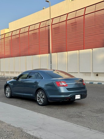 Jeddah, Vehicles, Cars & Trucks , SAR 25500,  Ford Tauras,  2010,  Automatic,  320000 KM,   - LIMITED , SECOND OWNER