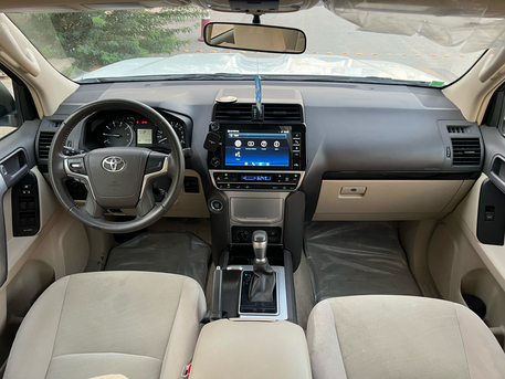 Riyadh, Vehicles, Cars & Trucks , SAR 152,  Toyota Land Cruiser,  2023,  Automatic,  116400 KM,   Prado   V6 TXL In All Original Condition