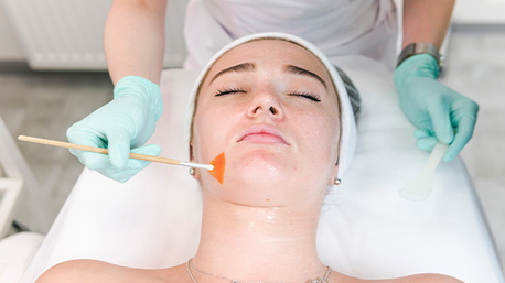 Dubai, Beautician, How To Find The Best Retainers Treatment In Dubai To Protect Your Investment