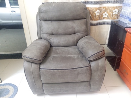 Manama, Furniture, BHD 220,  3-seater Gray Recliner-style Sofa(ELECTRIC SYSTEM) +1 RECLINED SING SOFA