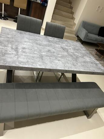 Sanabis, Furniture, BHD 90,  Modern 5-Seater Dining Table Set &ndash; Excellent Condition
