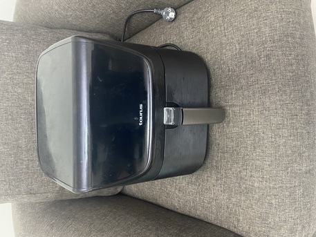 Manama, Appliances, BHD 18,  Air Fryer And Electric Pressure Cooker
