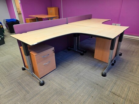 London, Furniture, Transform Empty Corners With A Quality Second Hand Corner Desk