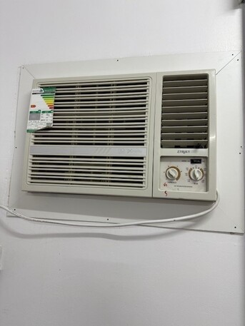 Riyadh, Air Conditioners, SAR 750,  ZTRUST Window AC 18000 BTU Cold Light Grey SAR 700 Slightly Used New AC For Sale