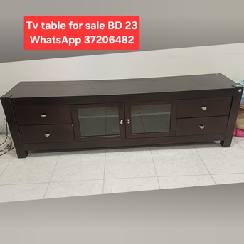 Manama, Furniture, BHD 23,  ✅️ Tv Table For Sale In Good Condition With Delivery