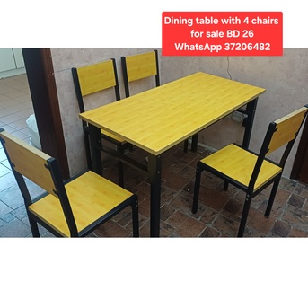 Manama, Furniture, BHD 26,  ✅️ Dining Table With 4 Chairs For Sale In Good Condition With Delivery