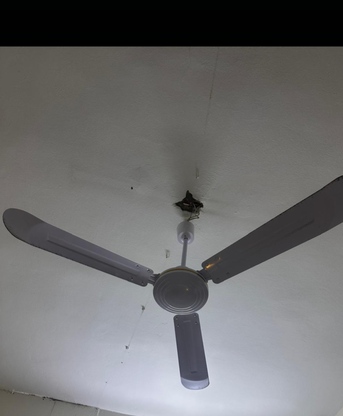 Riyadh, Household Items, SAR 200,  Fan & 2door Wardrobe