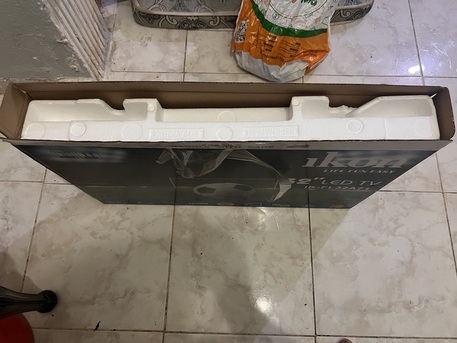 Jeddah, Electronics, SAR 250,  Ikon 32 Inch LED Smart Tv Like New
