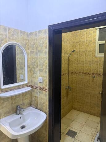 Al Yarmouk, Rooms for Rent, SAR 1800/month,  Room For Rent / Al Ishbiliyah District / (Electricity And Water Include)