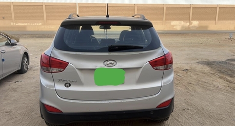 Riyadh, Vehicles, Cars & Trucks , SAR 35000,  Hyundai Tucson 2015,  2015,  Automatic,  140000 KM,   For SAR 35000 Negotiate