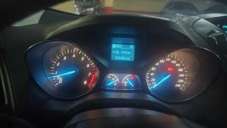 Ghirnatah, Vehicles, Cars & Trucks , SAR 32000,  Ford Escape,  2015,  Automatic,  232468 KM,  Very Good Condition   | Certified Performance-Quick Lane-Ford