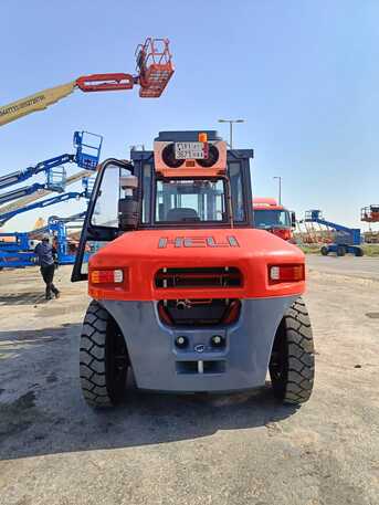 Jubail, Businesses For Sale, We Have 3 Ton To 20 Ton Forklift With TUV/SPSP Operator