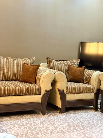Jeddah, Furniture, SAR 2000,  Used Living Room Sofa Set With Curtains And Carpet For Sale