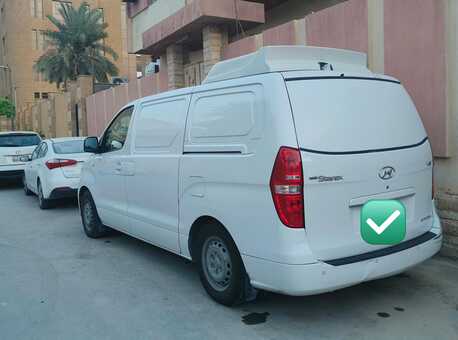 Riyadh, Vehicles, Cars & Trucks , SAR 63,  Hyundai H1,  2020,  Automatic,  96000 KM,  Clean Car, With Refrigator In The Back