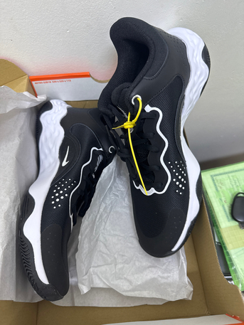 Jeddah, Sporting Goods, SAR 220,  Nike FLY.BY MID 3 Shoes (Brand New)