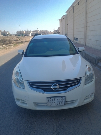 Riyadh, Vehicles, Cars & Trucks , SAR 25000,  Nissan Altima,  2011,  Automatic,  109436 KM,   2.5 S
