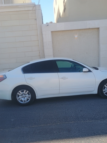 Riyadh, Vehicles, Cars & Trucks , SAR 25000,  Nissan Altima,  2011,  Automatic,  109436 KM,   2.5 S
