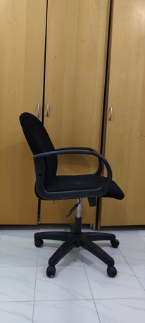 Jeddah, Household Items, SAR 1200,  Sofa Sets, Office Chair, Cupboards, Beds With Cushion, Fan