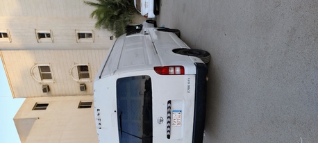 Al Wizarat, Vehicles, Cars & Trucks , SAR 51,  Toyota Hi-Ace,  2011,  Manual,  500000 KM,  Very Good Condition Toyota High Ace High Roof