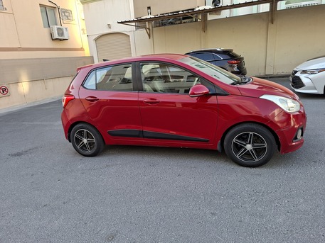 Riffa, Vehicles, Cars & Trucks , BHD 1550,  Hyundai I10,  2015,  Automatic,  127 KM,