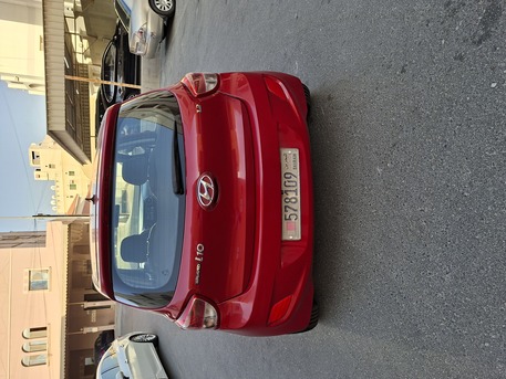 Riffa, Vehicles, Cars & Trucks , BHD 1550,  Hyundai I10,  2015,  Automatic,  127 KM,